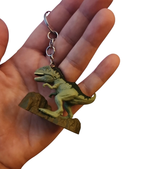 Dinosaur Keychain for Reptile Enthusiasts - Picture 1 of 2